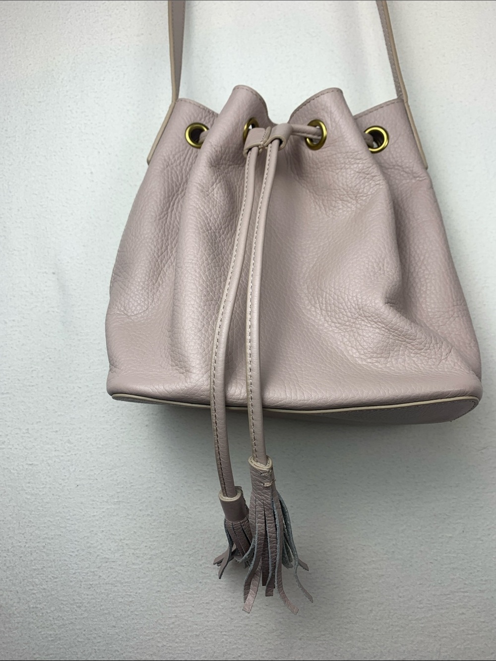 J Crew Factory Leather Mini Bucket Bag EUC Pale Pink Drawstring Crossbody